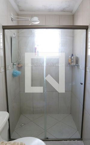 Casa à venda com 400m², 3 quartos e 2 vagasBanheiro da Suíte