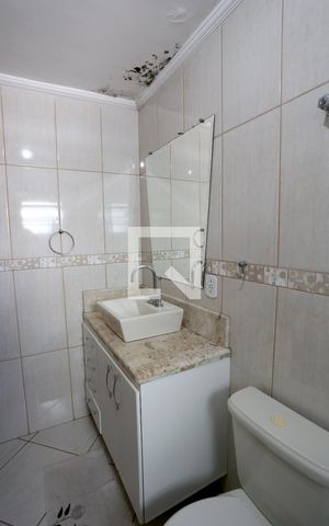 Casa à venda com 400m², 3 quartos e 2 vagasBanheiro da Suíte