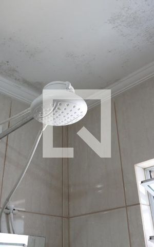 Casa à venda com 400m², 3 quartos e 2 vagasBanheiro da Suíte