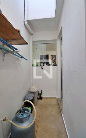 Casa à venda com 100m², 2 quartos e sem vagaÁrea de Serviço