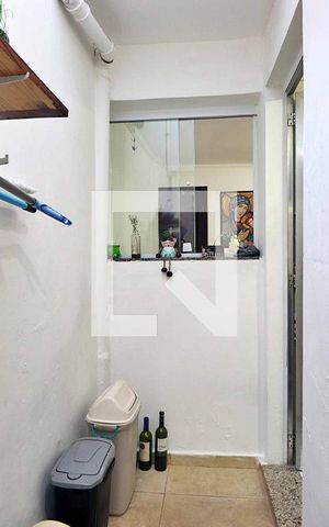 Casa à venda com 100m², 2 quartos e sem vagaÁrea de Serviço