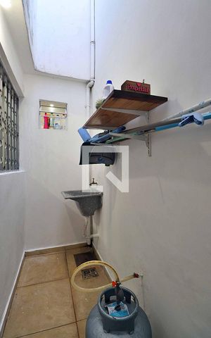 Casa à venda com 100m², 2 quartos e sem vagaÁrea de Serviço