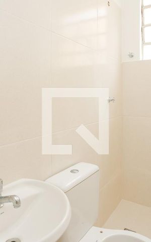Apartamento à venda com 60m², 2 quartos e sem vaga Apartamento à venda com 60m², 2 quartos e sem vagaBanheiro