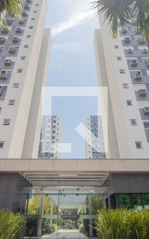 Apartamento à venda com 65m², 2 quartos e 1 vaga Apartamento à venda com 65m², 2 quartos e 1 vagaFachada