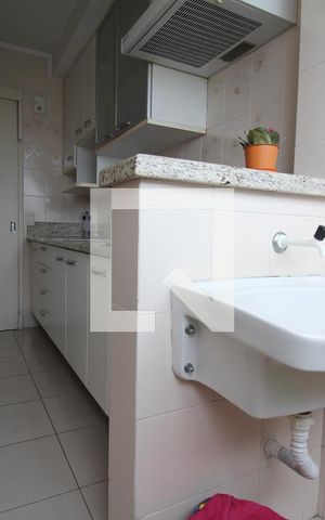 Apartamento à venda com 68m², 2 quartos e 1 vagaÁrea de Serviço
