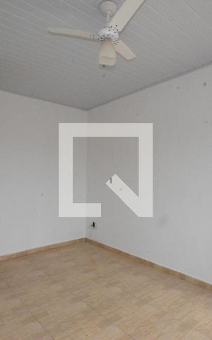 Apartamento para alugar com 70m², 2 quartos e 1 vagaSala