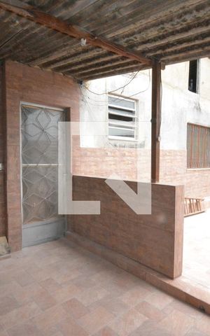 Apartamento para alugar com 70m², 2 quartos e 1 vagaÁrea de Serviço