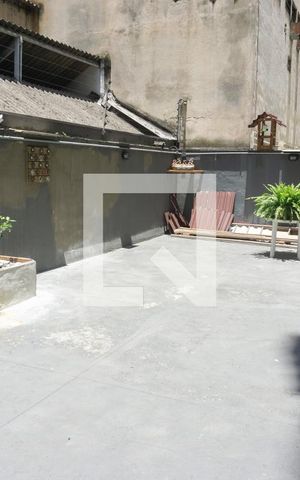 Apartamento à venda com 40m², 1 quarto e 1 vagaÁrea comum