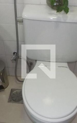 Apartamento à venda com 76m², 2 quartos e 1 vagaBanheiro