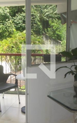 Apartamento à venda com 76m², 2 quartos e 1 vagaSala