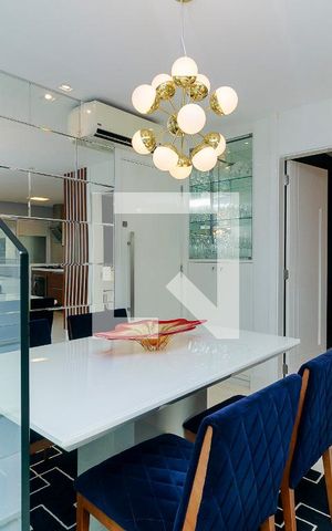 Apartamento à venda com 102m², 2 quartos e 2 vagas Apartamento à venda com 102m², 2 quartos e 2 vagasSala