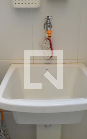 Casa de condomínio à venda com 90m², 3 quartos e 1 vagaDetalhe da área de serviço