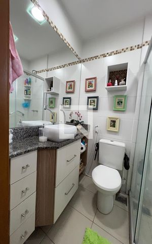 Casa de condomínio à venda com 90m², 3 quartos e 1 vaga Casa de condomínio à venda com 90m², 3 quartos e 1 vagaBanheiro suíte