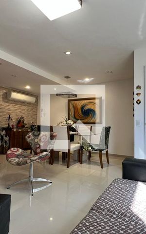 Casa de condomínio à venda com 90m², 3 quartos e 1 vaga Casa de condomínio à venda com 90m², 3 quartos e 1 vagaSala