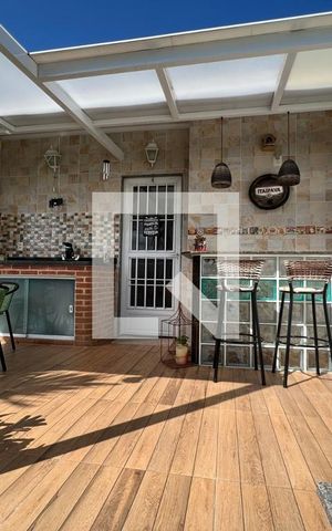 Casa de condomínio à venda com 90m², 3 quartos e 1 vaga Casa de condomínio à venda com 90m², 3 quartos e 1 vagaTerraço