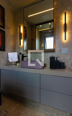 Apartamento à venda com 59m², 1 quarto e 1 vaga Apartamento à venda com 59m², 1 quarto e 1 vagaBanheiro da Suíte