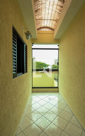 Casa à venda com 272m², 4 quartos e 5 vagas Casa à venda com 272m², 4 quartos e 5 vagasvarando Quarto 2
