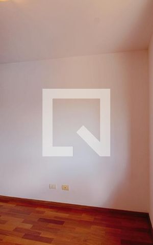 Casa à venda com 160m², 4 quartos e 2 vagas Casa à venda com 160m², 4 quartos e 2 vagas Suíte 2