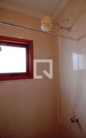 Casa à venda com 160m², 4 quartos e 2 vagas Casa à venda com 160m², 4 quartos e 2 vagasQuarto de Serviço