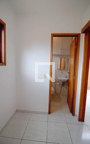 Casa à venda com 160m², 4 quartos e 2 vagas Casa à venda com 160m², 4 quartos e 2 vagasÁrea de Serviço