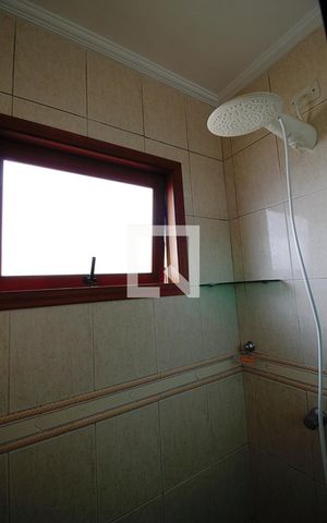 Casa à venda com 160m², 4 quartos e 2 vagas Casa à venda com 160m², 4 quartos e 2 vagasBanheiro da Suíte 2