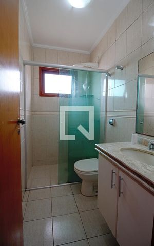Casa à venda com 160m², 4 quartos e 2 vagas Casa à venda com 160m², 4 quartos e 2 vagasBanheiro da Suíte 2