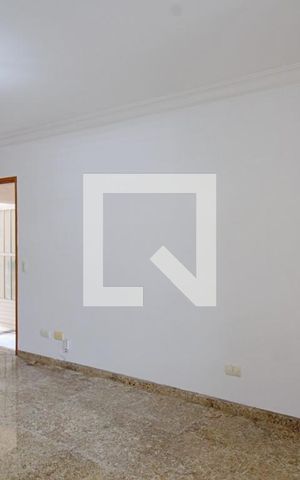 Casa à venda com 160m², 4 quartos e 2 vagas Casa à venda com 160m², 4 quartos e 2 vagasSala