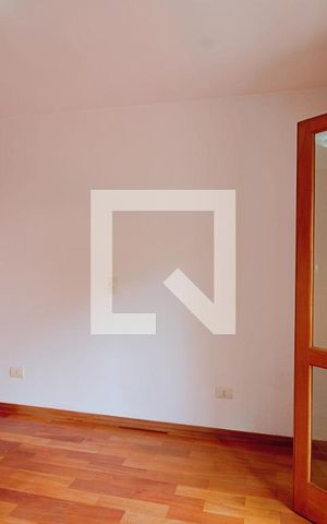 Casa à venda com 160m², 4 quartos e 2 vagas Casa à venda com 160m², 4 quartos e 2 vagasSuíte 1