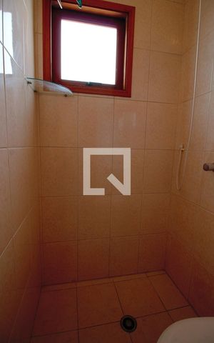 Casa à venda com 160m², 4 quartos e 2 vagas Casa à venda com 160m², 4 quartos e 2 vagasBanheiro de serviço