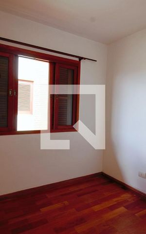 Casa à venda com 160m², 4 quartos e 2 vagas Casa à venda com 160m², 4 quartos e 2 vagasQuarto 3
