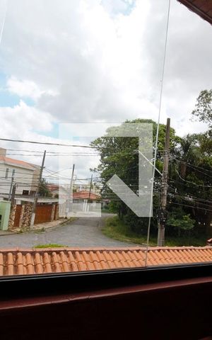 Casa à venda com 160m², 4 quartos e 2 vagas Casa à venda com 160m², 4 quartos e 2 vagasVaranda da Suíte 1