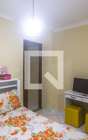 Casa à venda com 150m², 5 quartos e 2 vagas Casa à venda com 150m², 5 quartos e 2 vagasSuíte - casa 1