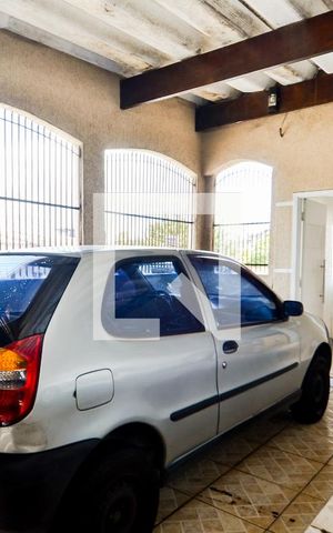 Casa à venda com 177m², 3 quartos e 3 vagasGaragem