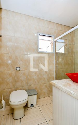 Casa à venda com 177m², 3 quartos e 3 vagasBanheiro da Suíte 2