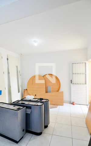 Casa à venda com 177m², 3 quartos e 3 vagasQuarto de Serviço