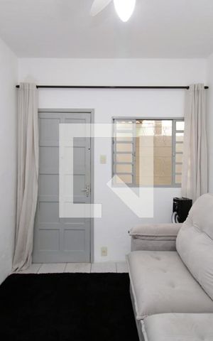 Casa à venda com 210m², 2 quartos e 3 vagasSala 1