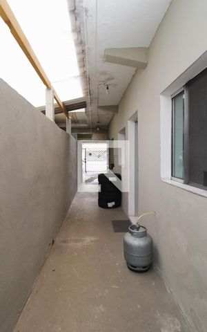 Casa à venda com 210m², 2 quartos e 3 vagasÁrea de Serviço 1