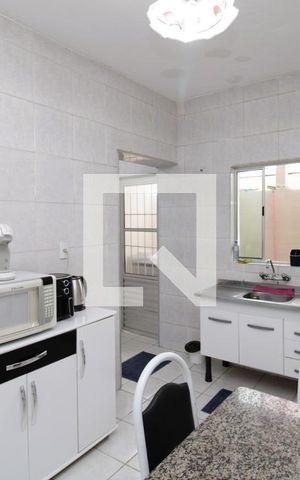 Casa à venda com 210m², 2 quartos e 3 vagasCozinha 1