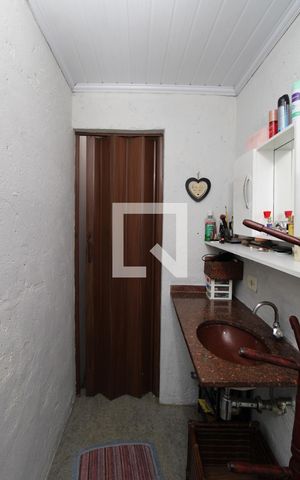Casa à venda com 210m², 2 quartos e 3 vagasBanheiro 2