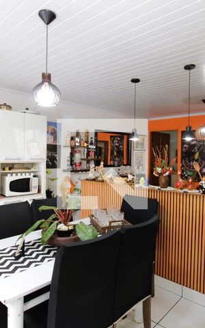 Casa à venda com 210m², 2 quartos e 3 vagasCozinha 2