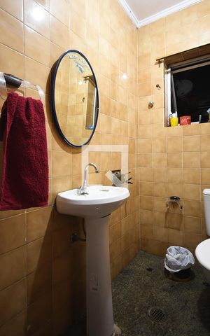 Casa à venda com 600m², 3 quartos e 10 vagas Casa à venda com 600m², 3 quartos e 10 vagasLavabo