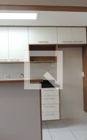 Apartamento para alugar com 70m², 2 quartos e 1 vagaCozinha - Armários