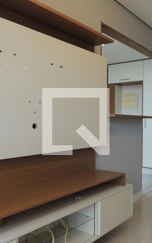 Apartamento para alugar com 70m², 2 quartos e 1 vagaSala