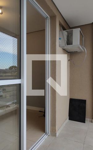 Apartamento para alugar com 70m², 2 quartos e 1 vaga Apartamento para alugar com 70m², 2 quartos e 1 vagaVaranda