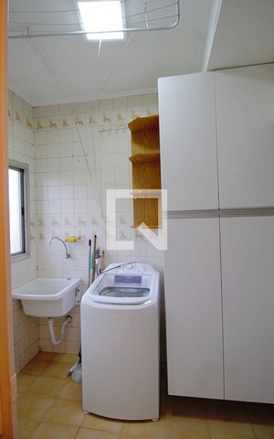 Apartamento para alugar com 70m², 2 quartos e 2 vagasÁrea de Serviço