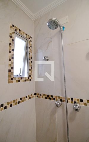 Apartamento para alugar com 70m², 2 quartos e 2 vagasBanheiro