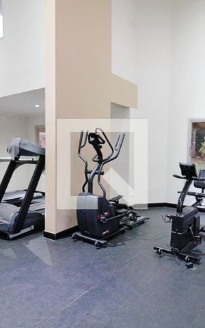 Apartamento para alugar com 70m², 2 quartos e 2 vagasÁrea comum - Playground