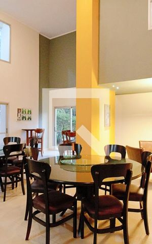 Apartamento para alugar com 70m², 2 quartos e 2 vagasÁrea comum - Salão de festas