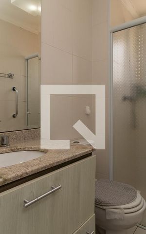 Apartamento à venda com 100m², 2 quartos e 2 vagasBanheiro da Suíte 2
