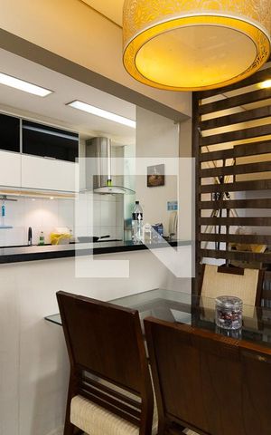 Apartamento à venda com 100m², 2 quartos e 2 vagasSala